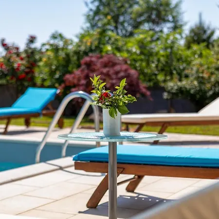Villa House With Pool Near Rovinj *