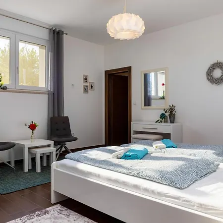 House With Pool Near Rovinj *